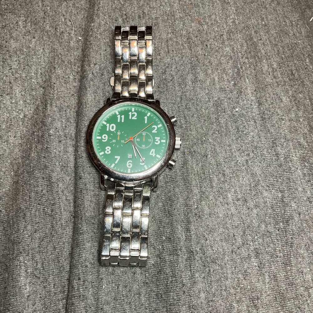 Silver Toned Men's Link Band Wristwatch